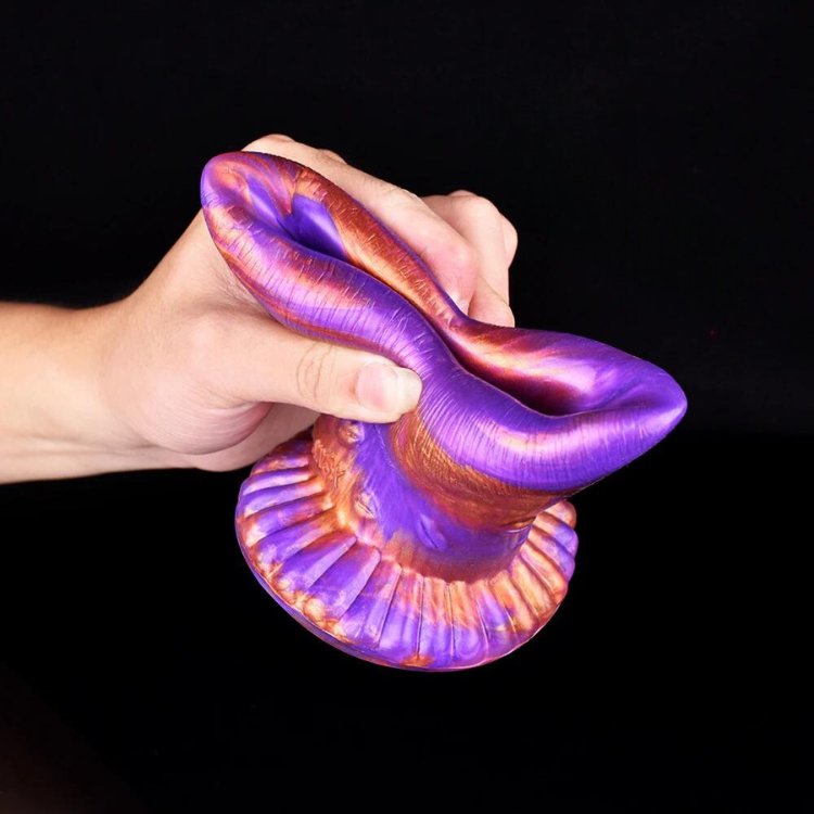 anal fantasy collection mega silicone plug Anal Fantasy Collection Inflatable Silicone Butt Plug by Pipedream main image 0