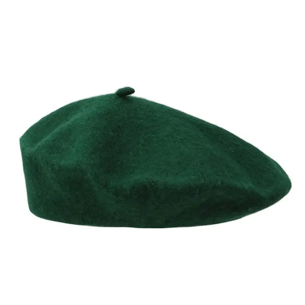 Dark green wool-look beret with a small top button on a white background
